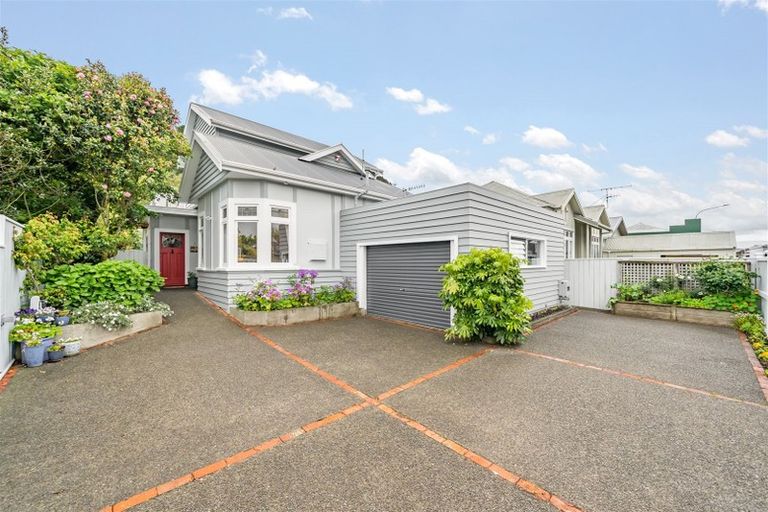 Photo of property in 59 Pharazyn Street, Melling, Lower Hutt, 5010