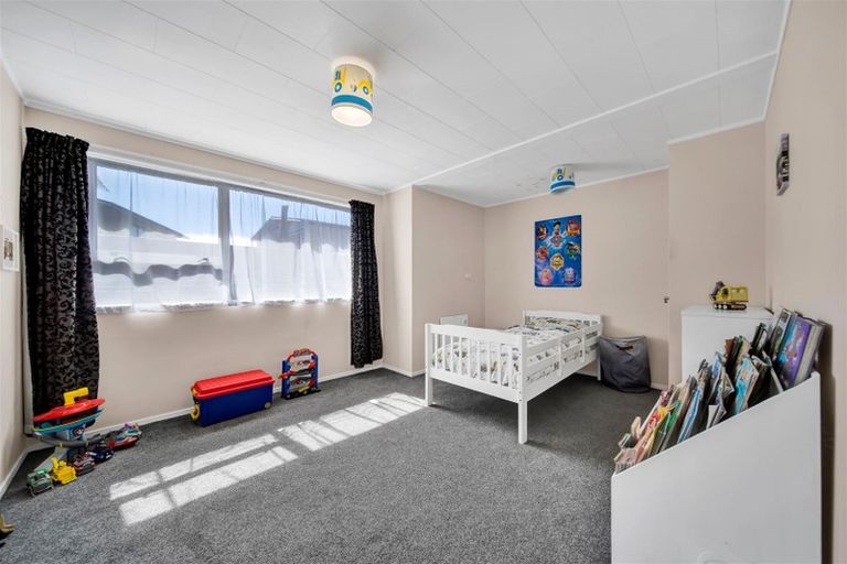 Photo of property in 32a Camellia Avenue, Bell Block, New Plymouth, 4312