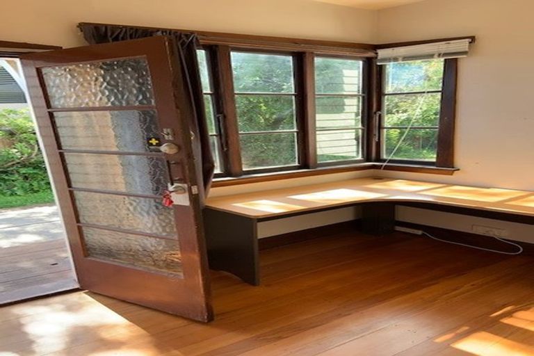 Photo of property in 16 Grange Street, Hillsborough, Christchurch, 8022