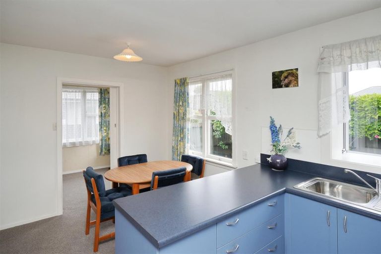 Photo of property in 1/14 Farquhars Road, Redwood, Christchurch, 8051