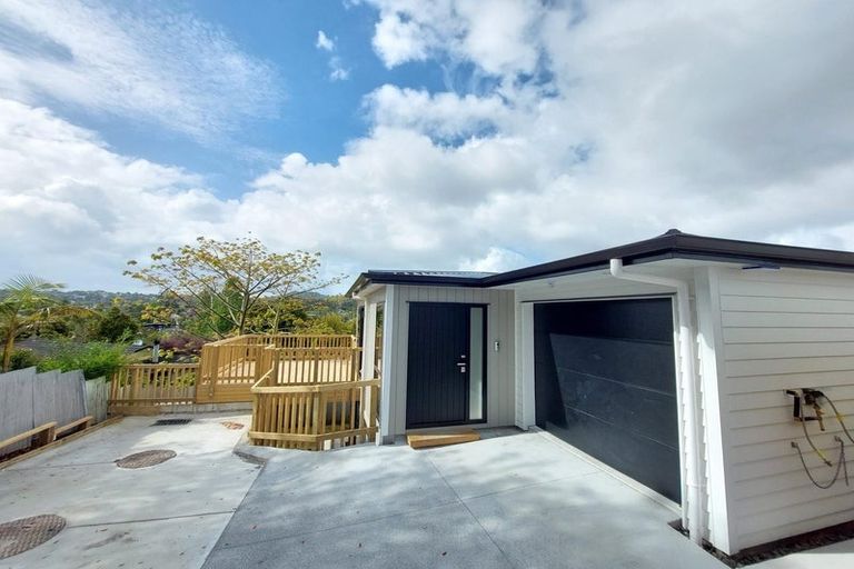 Photo of property in 8b Nandana Drive, Glen Eden, Auckland, 0602