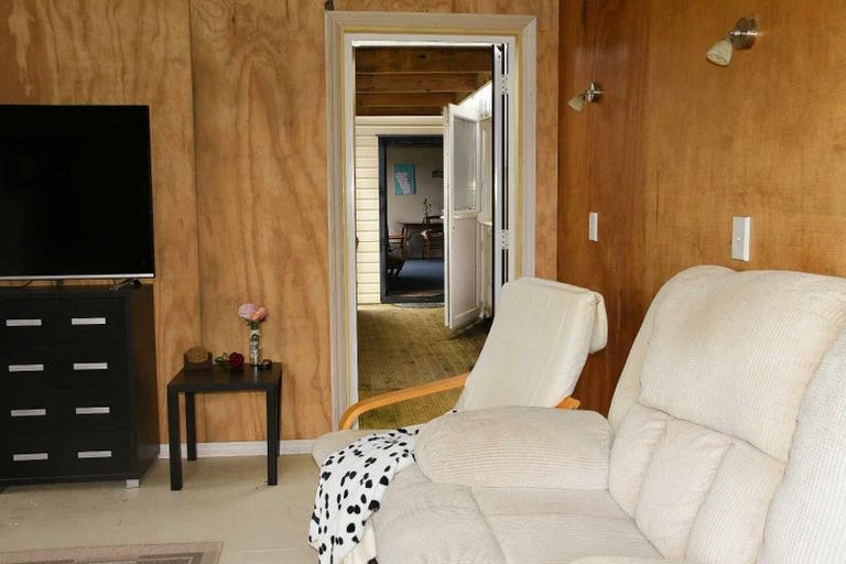 Photo of property in 299 Big Bay Road, Manukau Heads, Awhitu, 2684