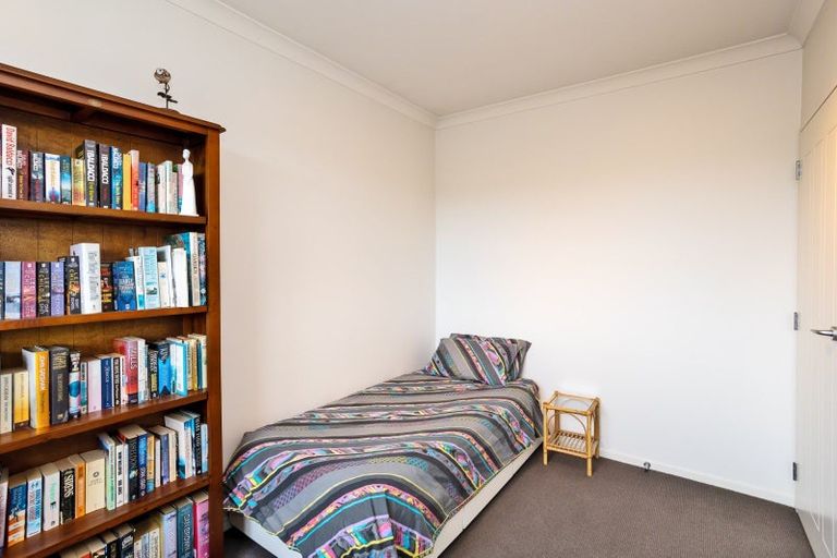 Photo of property in 50 Hoffman Court, Waikiwi, Invercargill, 9810