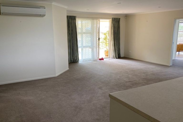 Photo of property in 83 Karamea Street, Whalers Gate, New Plymouth, 4310