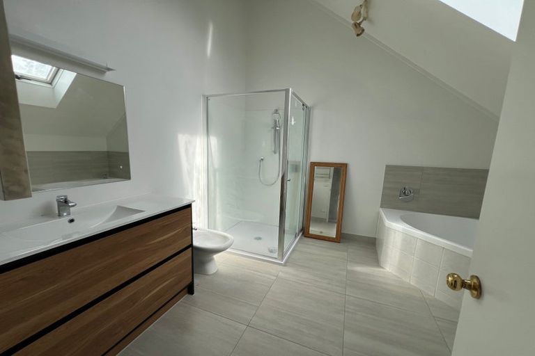 Photo of property in 9a Hamlin Road, Mount Wellington, Auckland, 1060