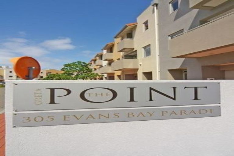 Photo of property in Marrakech Cafe, 51/305 Evans Bay Parade, Hataitai, Wellington, 6021