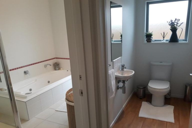 Photo of property in 8 Teagarden Close, Mairehau, Christchurch, 8052