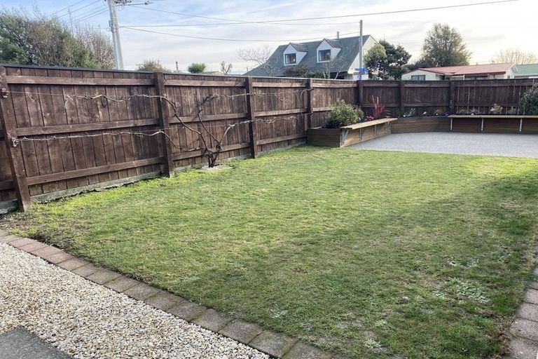 Photo of property in 2/37 Bledisloe Avenue, Stoke, Nelson, 7011