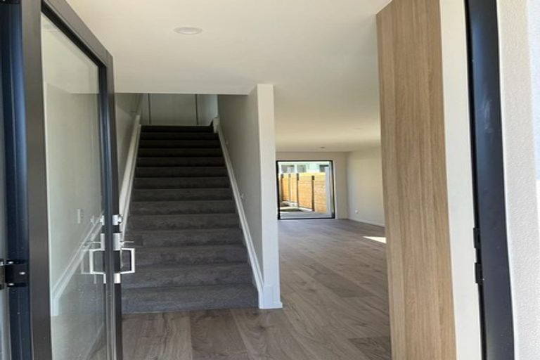 Photo of property in 1/17 Powell Street, Avondale, Auckland, 1026