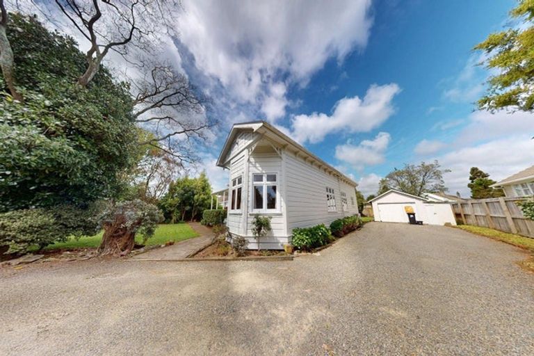 Photo of property in 540 Pioneer Highway, Highbury, Palmerston North, 4412