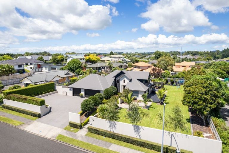 Photo of property in 5-7 Adam Lile Drive, Highlands Park, New Plymouth, 4312