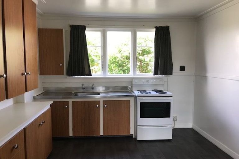 Photo of property in 121 Bay View Road, South Dunedin, Dunedin, 9012