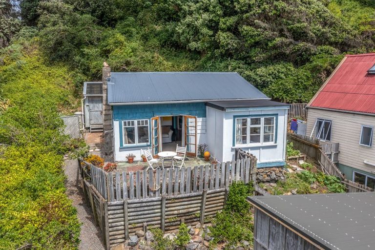 Photo of property in 27 Ocean Parade, Pukerua Bay, 5026
