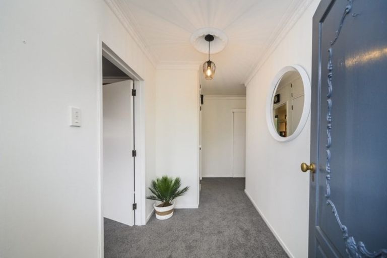 Photo of property in 25 Chilton Grove, Hokowhitu, Palmerston North, 4410