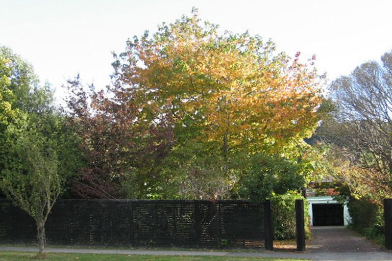 Photo of property in 8 Field Street, Silverstream, Upper Hutt, 5019