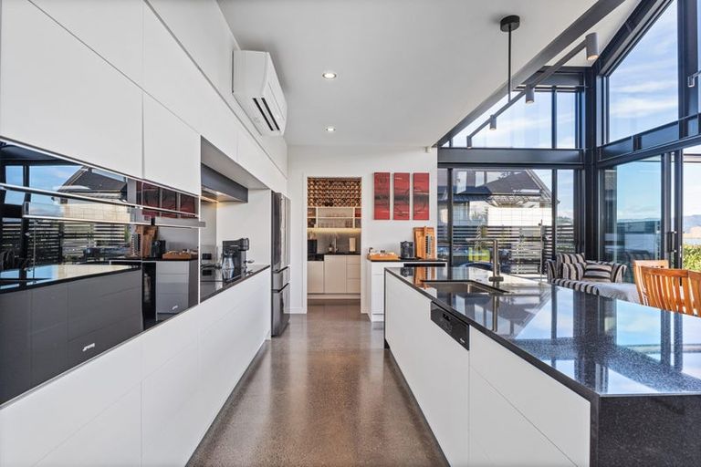 Photo of property in 112 Ti Kouka Crescent, Matarangi, Whitianga, 3592