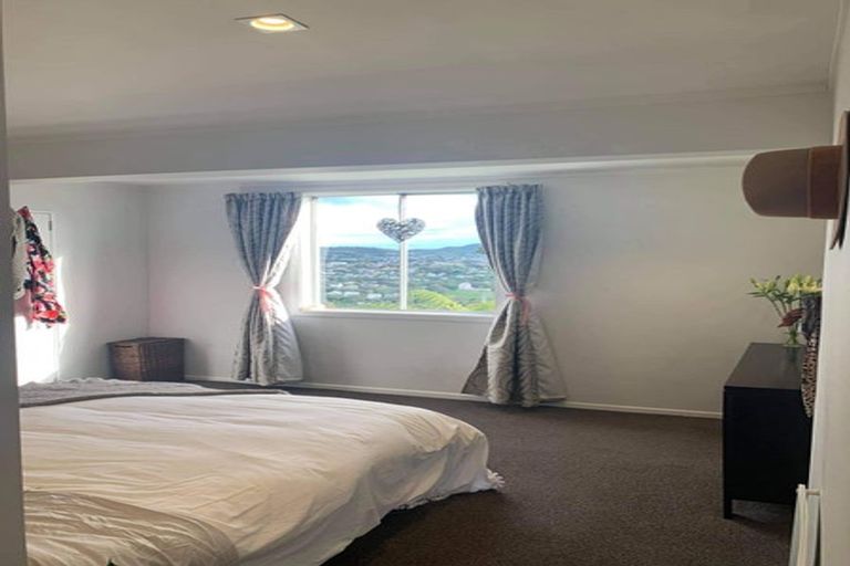 Photo of property in 24 Bedford Street, Northland, Wellington, 6012