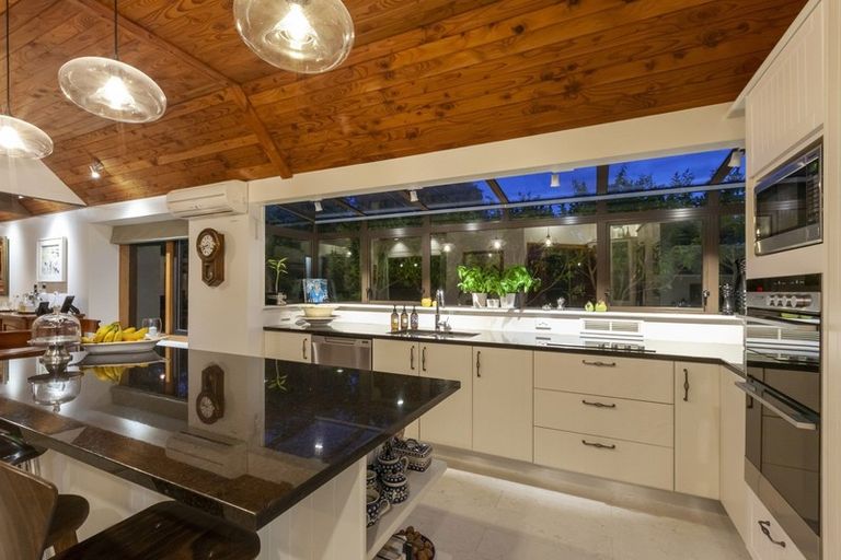 Photo of property in 9-11 Rosebank Grove, Waikanae, 5036