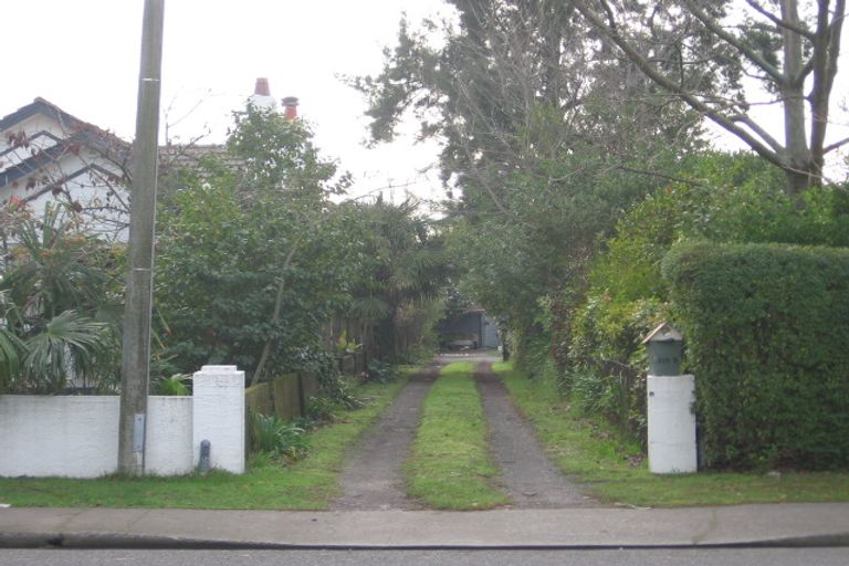 Photo of property in 110a Frederick Street, Mayfair, Hastings, 4122