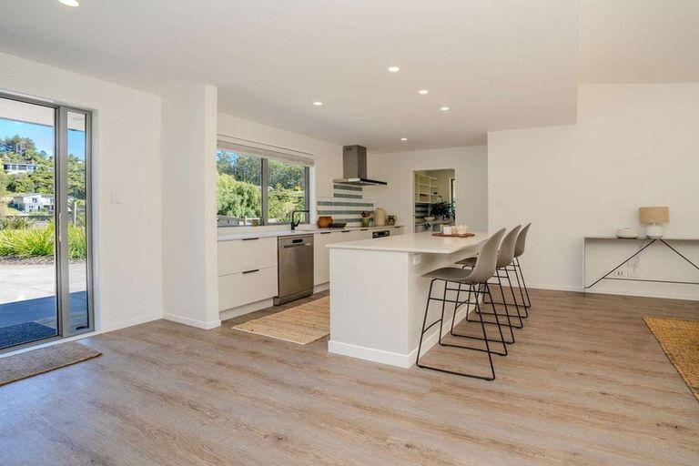 Photo of property in 11 Mandeno Drive, Kerikeri, 0230