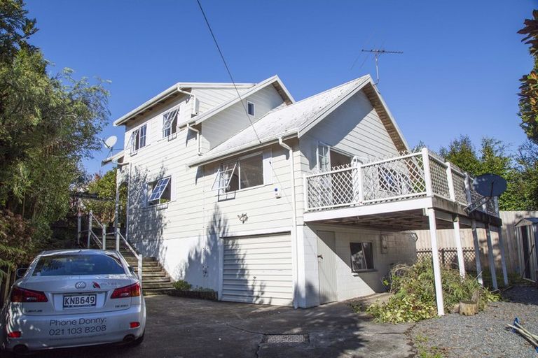 Photo of property in 2/26 Richards Avenue, Forrest Hill, Auckland, 0620