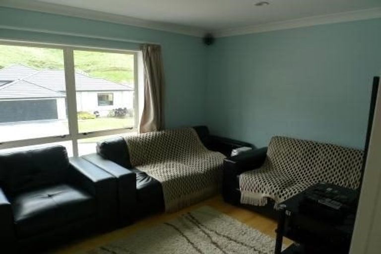 Photo of property in 41 Erlestoke Crescent, Churton Park, Wellington, 6037