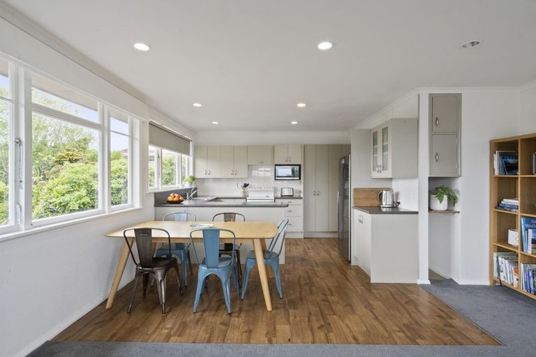 Photo of property in 1 Fairfax Terrace, Frankleigh Park, New Plymouth, 4310