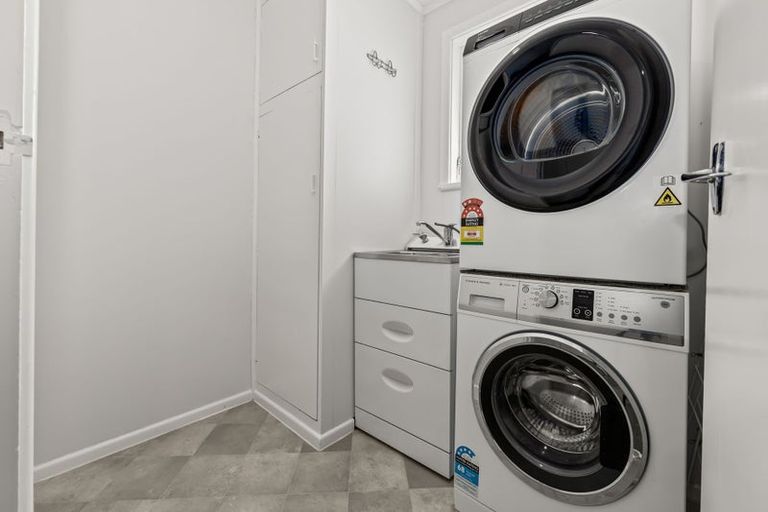 Photo of property in 11a Winara Avenue, Waikanae, 5036