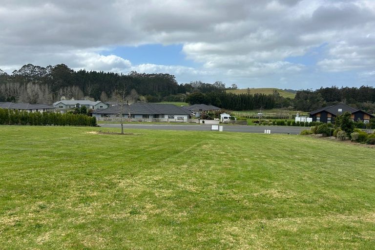 Photo of property in 7 Lone Gum Lane, Kerikeri, 0230