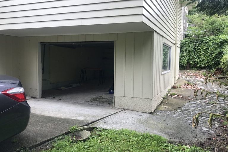 Photo of property in 3 Cyril Way, Paparangi, Wellington, 6037