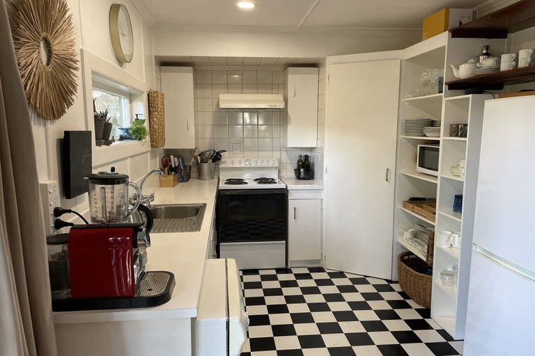 Photo of property in 30 Taupo View Road, Taupo, 3330