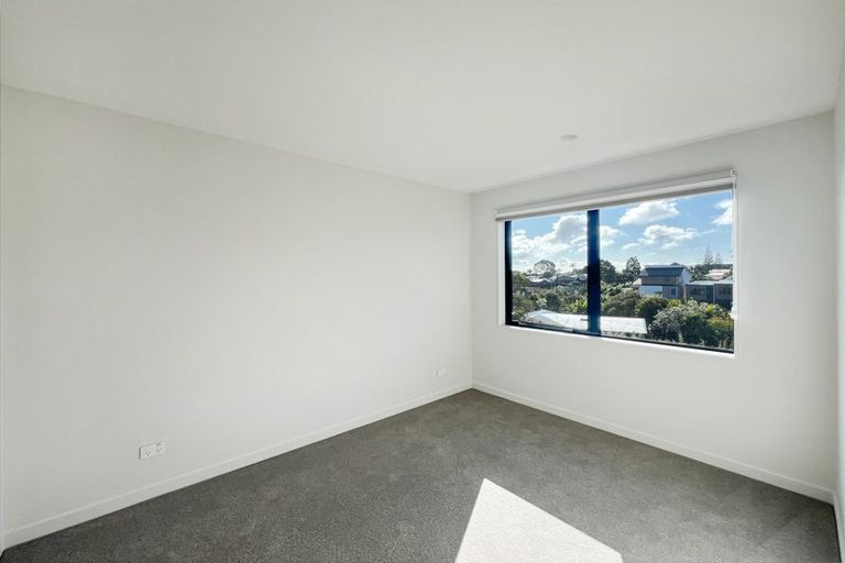 Photo of property in 4/29 Brandon Road, Glen Eden, Auckland, 0602