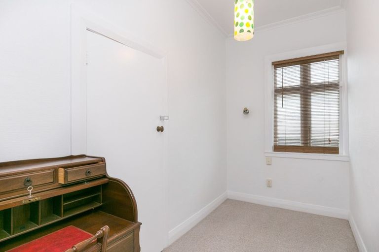 Photo of property in 131 Messines Road, Karori, Wellington, 6012