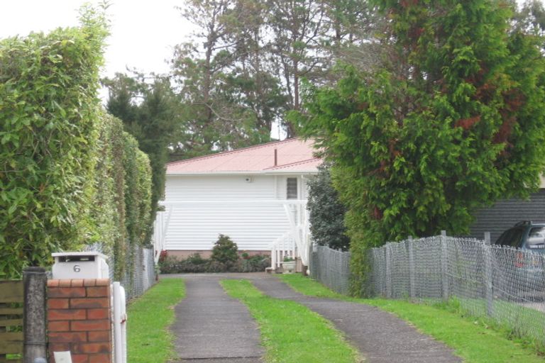 Photo of property in 6 Sunray Avenue, Titirangi, Auckland, 0604