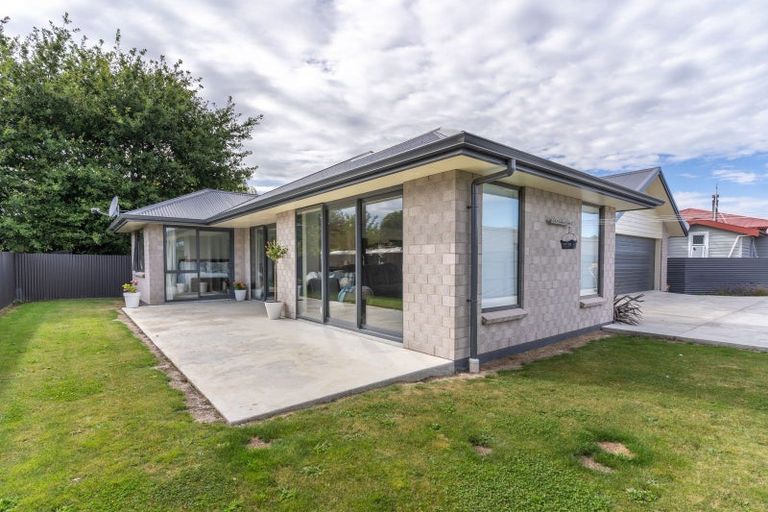 Photo of property in 40 Queen Street, Winton, 9720