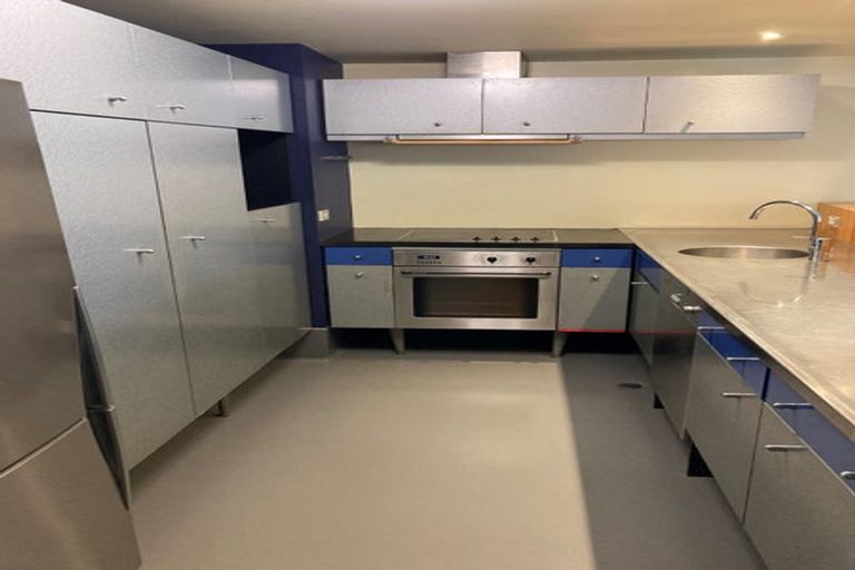 Photo of property in St Pauls Apartments, 51/43 Mulgrave Street, Thorndon, Wellington, 6011