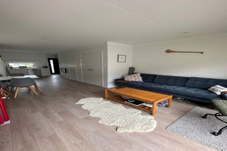 Photo of property in 9/8 James Laurie Street, Henderson, Auckland, 0612