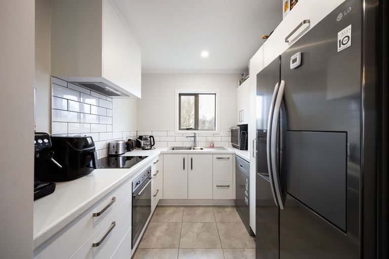 Photo of property in 11 Anna Jean Crescent, Flagstaff, Hamilton, 3210