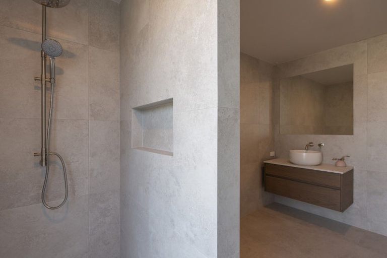 Photo of property in Kawarau Heights, 22 Kawarau Heights Boulevard, Lake Hayes, Queenstown, 9304