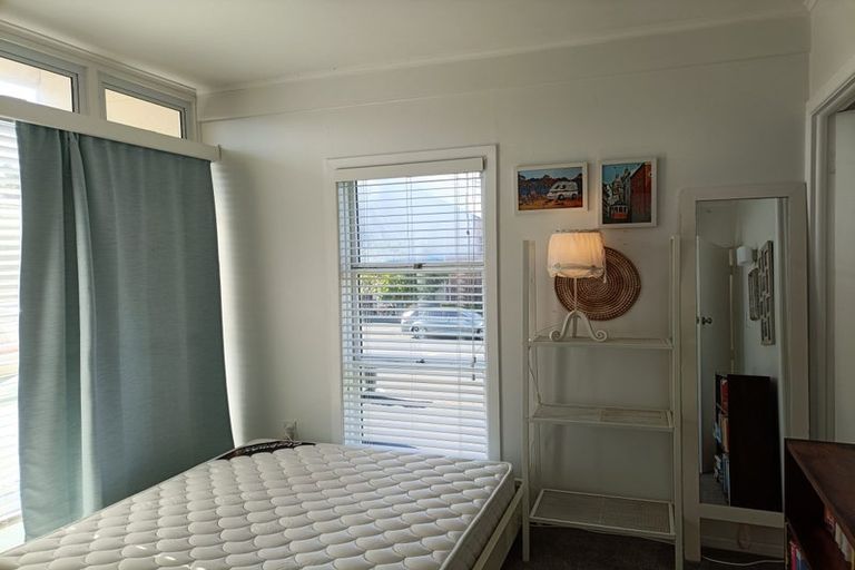 Photo of property in 8/93 Vauxhall Road, Devonport, Auckland, 0624