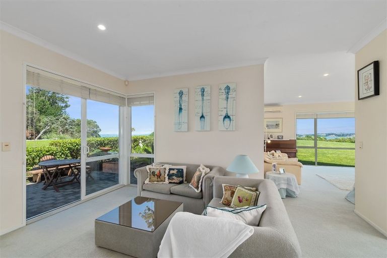 Photo of property in 4 East Point, Manly, Whangaparaoa, 0930