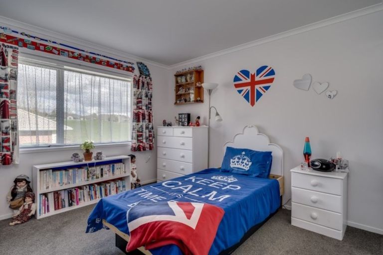 Photo of property in 105 Falcon Drive, Welcome Bay, Tauranga, 3112