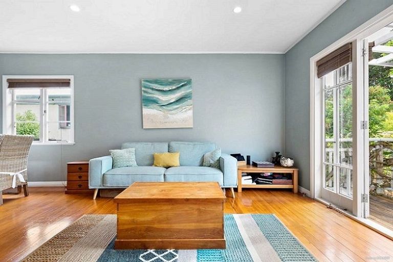 Photo of property in 12 Handley Avenue, Narrow Neck, Auckland, 0624