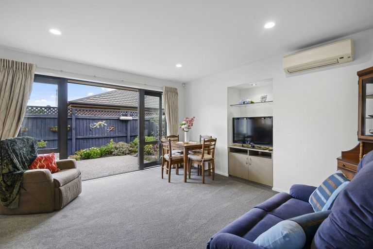 Photo of property in 4/19 Tower Street, Hornby, Christchurch, 8042