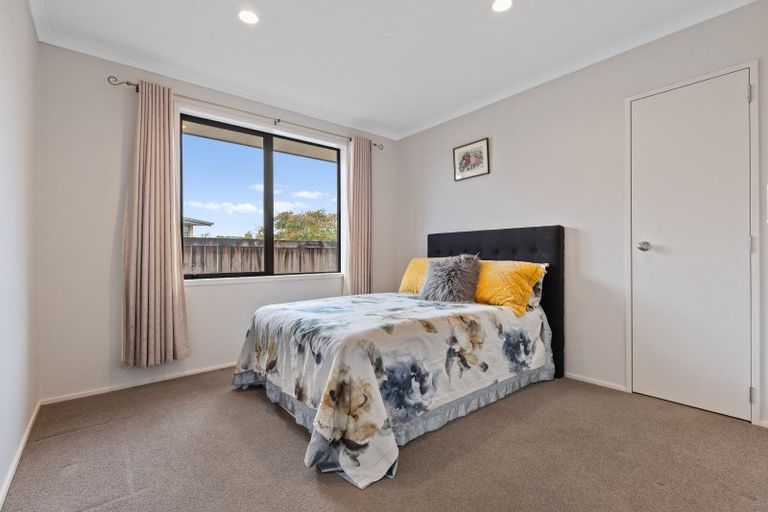 Photo of property in 16 Edward Street, Grandview Heights, Hamilton, 3200