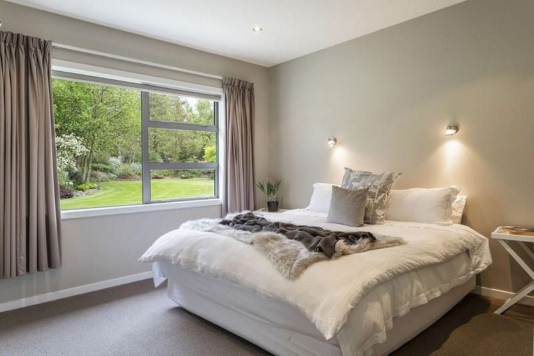 Photo of property in 32 Tirohanga Road, North Taieri, Mosgiel, 9092