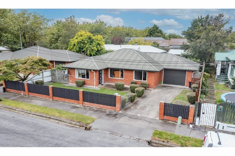 Photo of property in 2/36 Brittan Street, Linwood, Christchurch, 8011