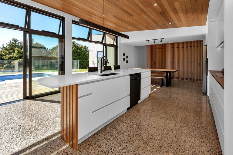 Photo of property in 24 Camelot Court, Maungatapere, 0179