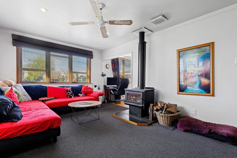 Photo of property in 22 Paddington Street, Northcote, Christchurch, 8052