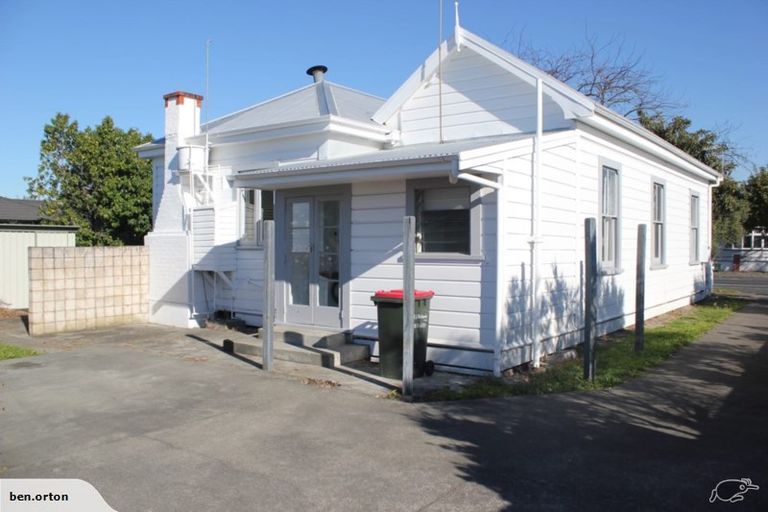 Photo of property in 423 Saint Aubyn Street West, Hastings, 4122